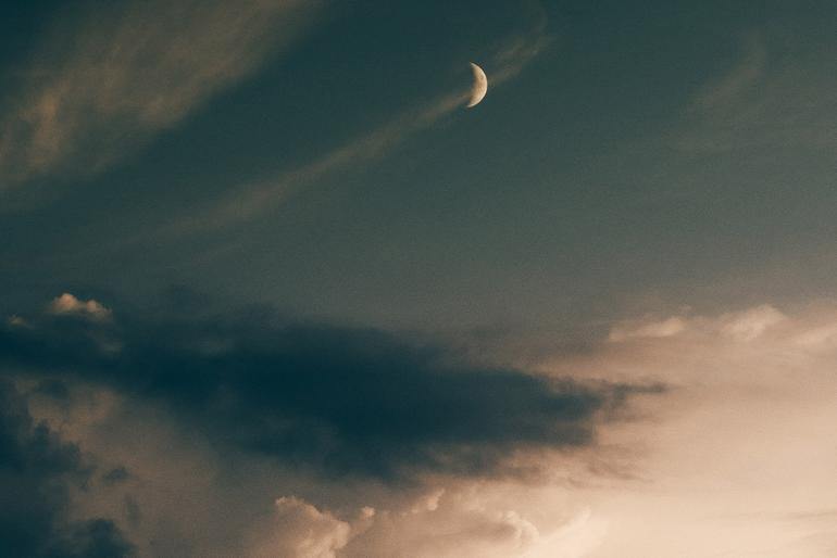 Cómo cuidarnos durante la Luna Creciente. Aprendiendo la influencia de uno de los astros “madres” de nuestro planeta.